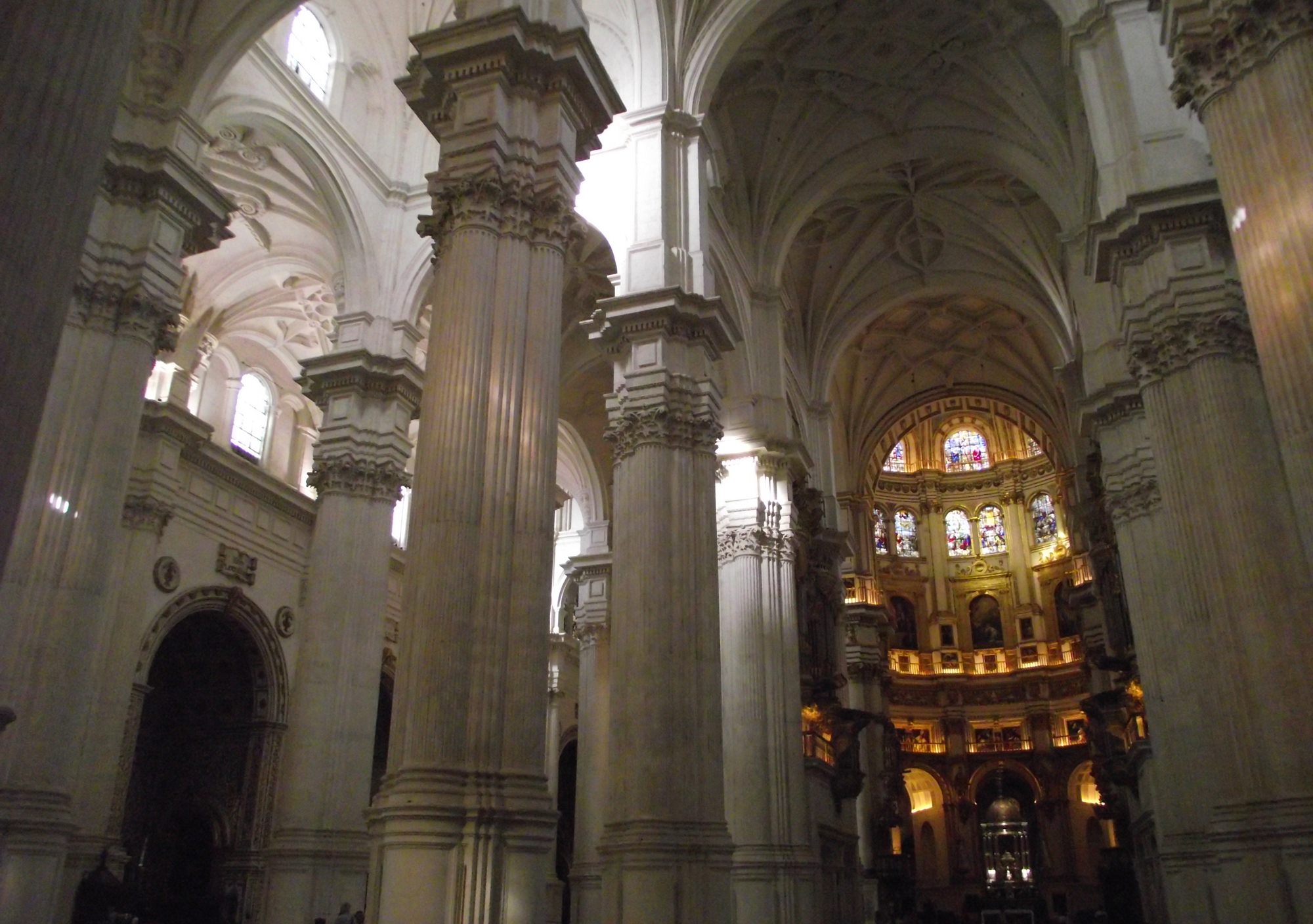 visitas guiadas a la Catedral Capilla Real y Alcaicería de Granada